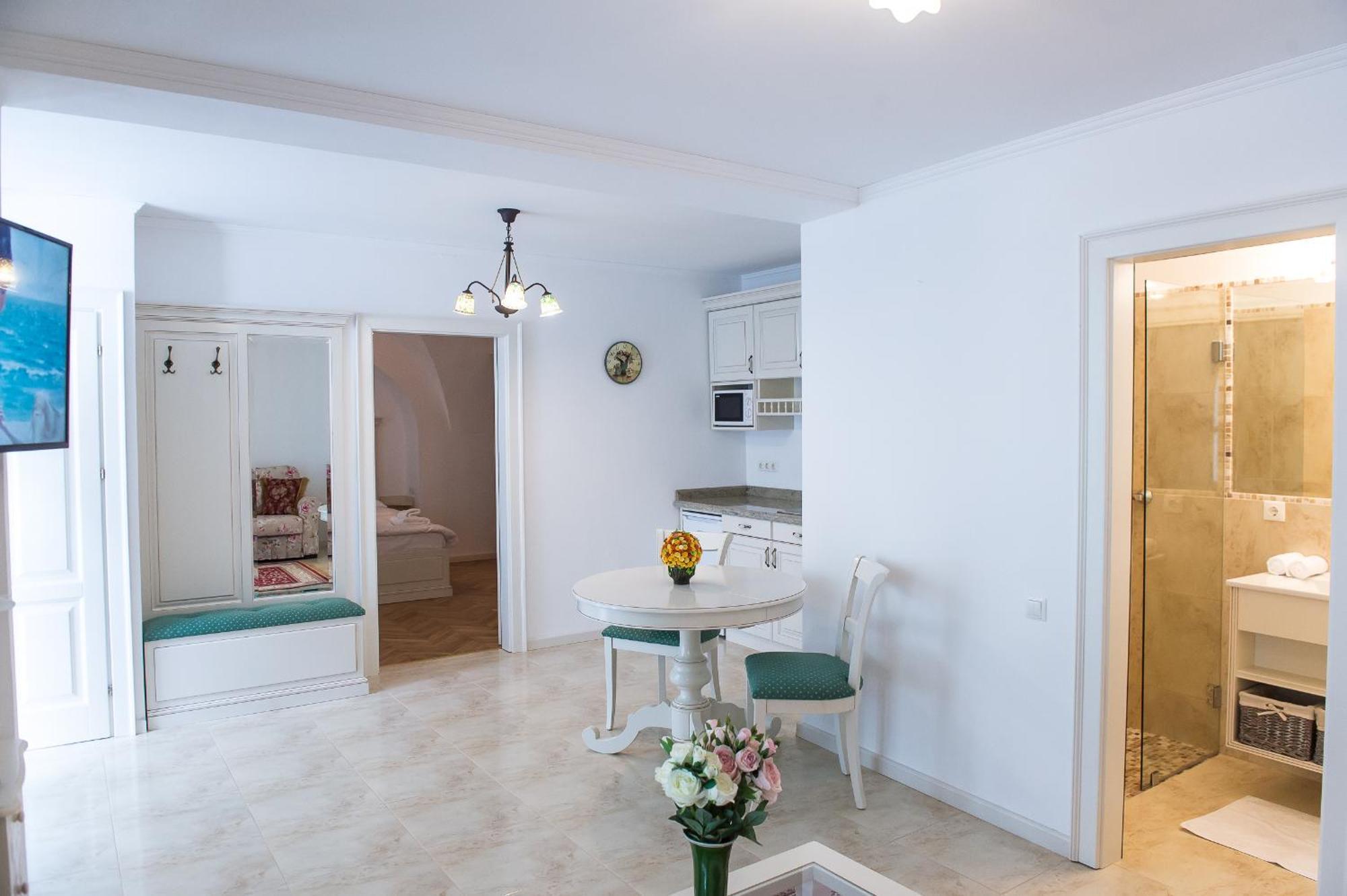 Baroc Apartments & Studio Sibiu Kamer foto