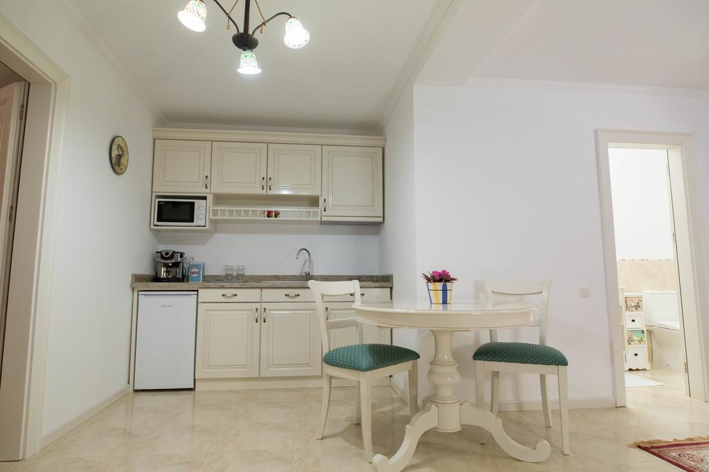 Baroc Apartments & Studio Sibiu Buitenkant foto